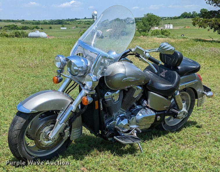 2003 Honda VTX1800R  motorcycle - DR6962