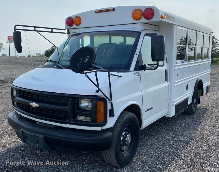 2002 Chevrolet Express  school bus - KB9434