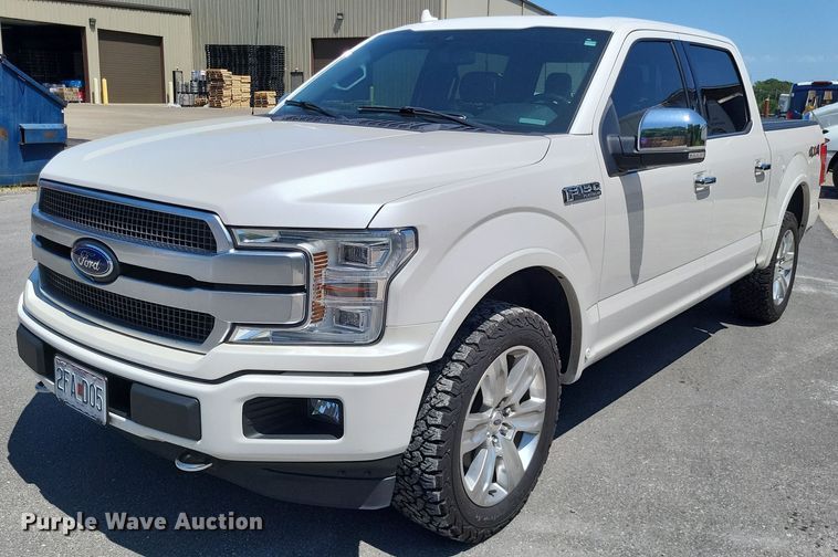 2018 Ford F150 Platinum  SuperCrew pickup truck - LR9281