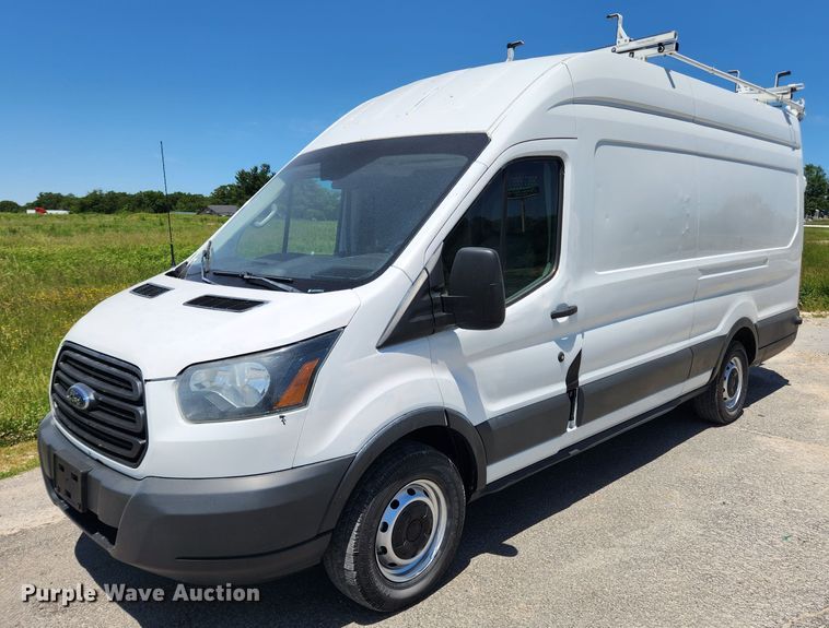2015 Ford Transit 350  van - LX9681