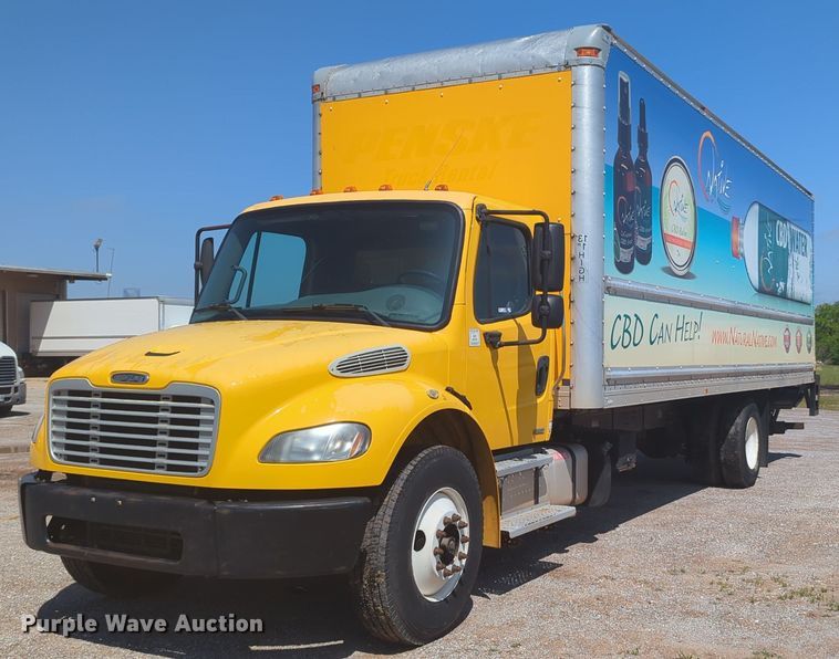 2012 Freightliner Business Class M2  box truck - MN9987