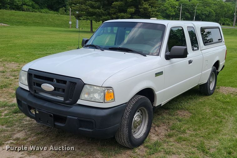 2006 Ford Ranger  SuperCab pickup truck - MO9852