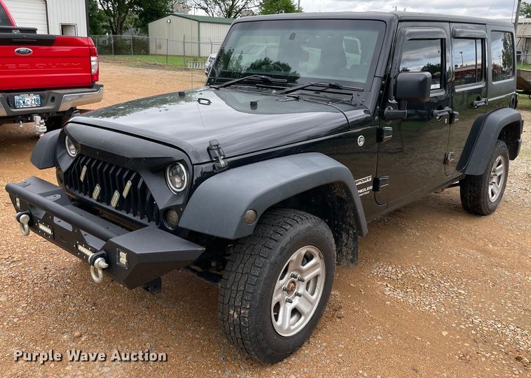 2017 Jeep Wrangler Unlimited Sport  SUV - MR9082