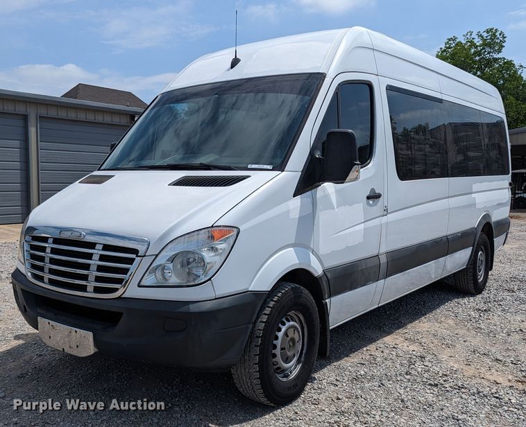 2011 Freightliner Sprinter  van - MX9295