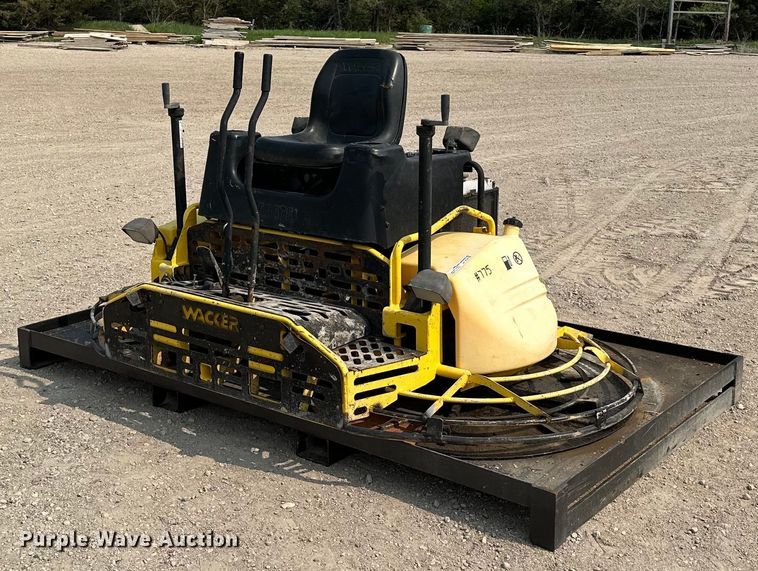 Wacker  power trowel - AF9728