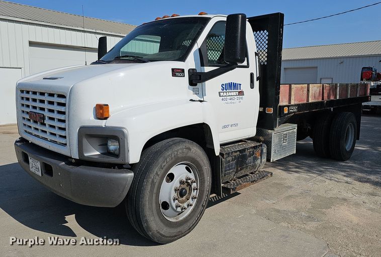 2003 GMC C7500  dump flatbed truck - DO2671