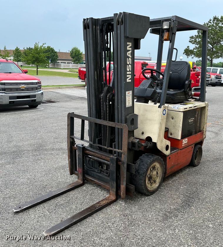 Nissan 50  forklift - DP3165