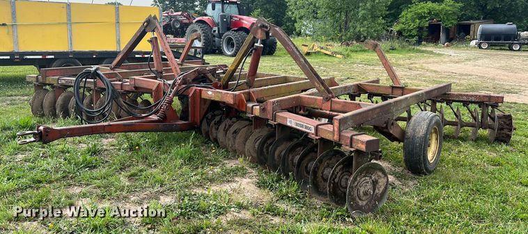 Bush Hog  tandem disk - II9128