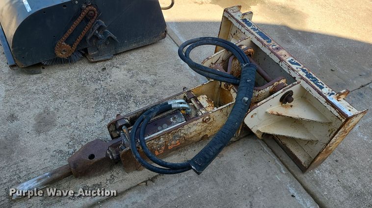 Kent  skid steer breaker - LE9074