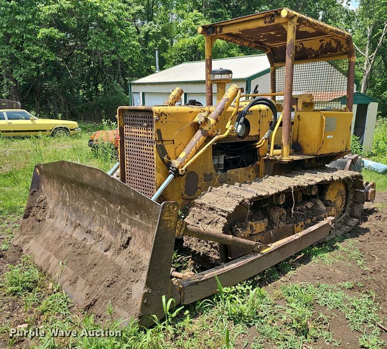 Massey Ferguson 400  dozer - LW9647