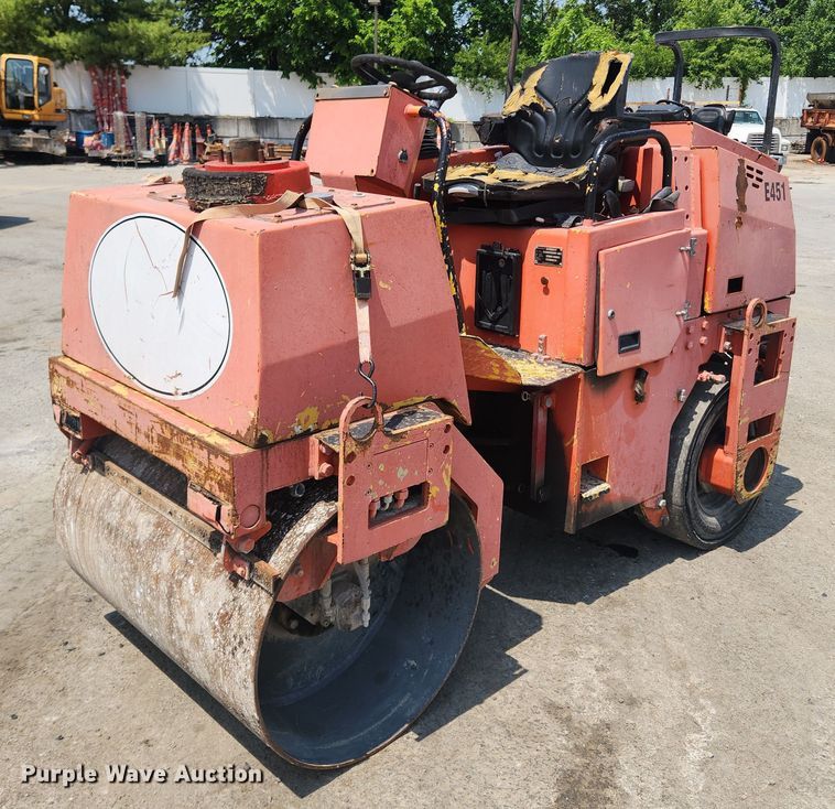 Vibromax W255K  single drum vibratory roller - LX9593