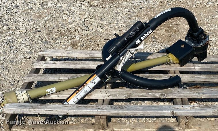 Bobcat Auger 3PT  post hole auger - MG9929