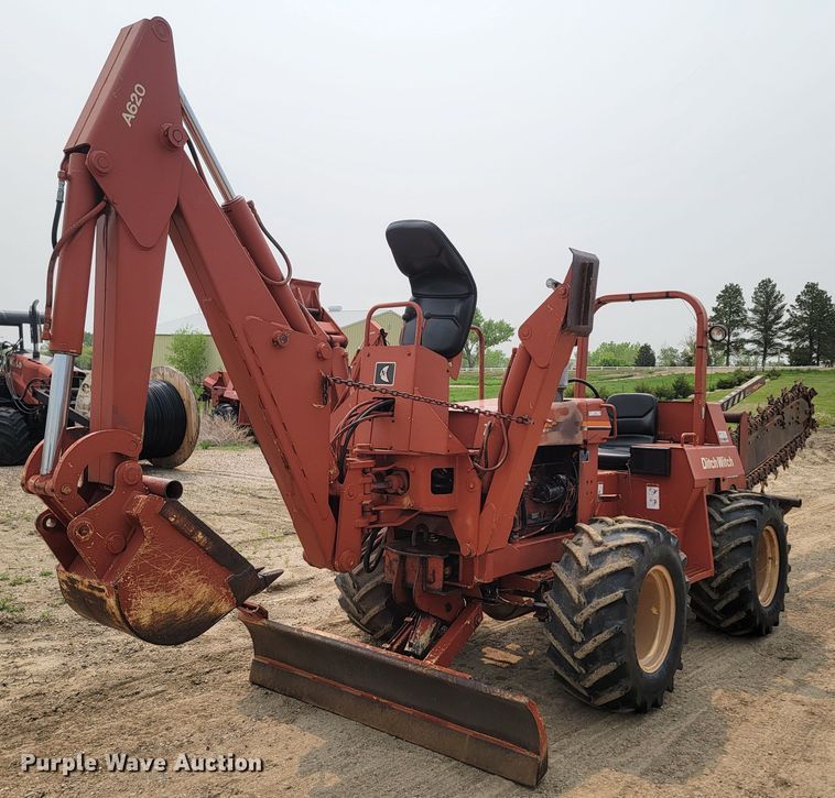 1993 Ditch Witch 7610  trencher - ML9390