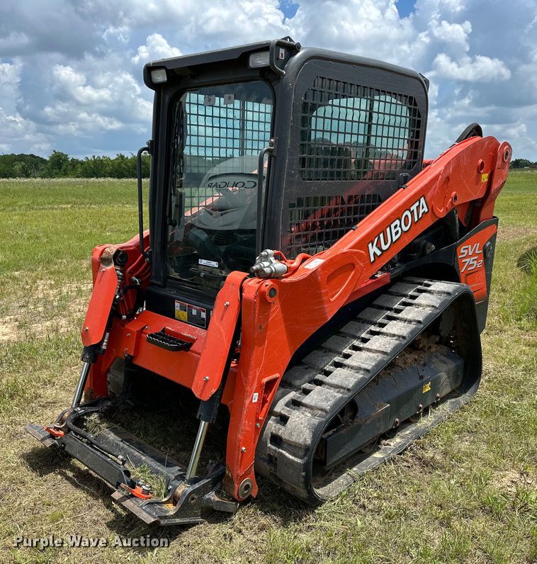 2019 Kubota SVL75-2  tracked skid steer loader - OG9047