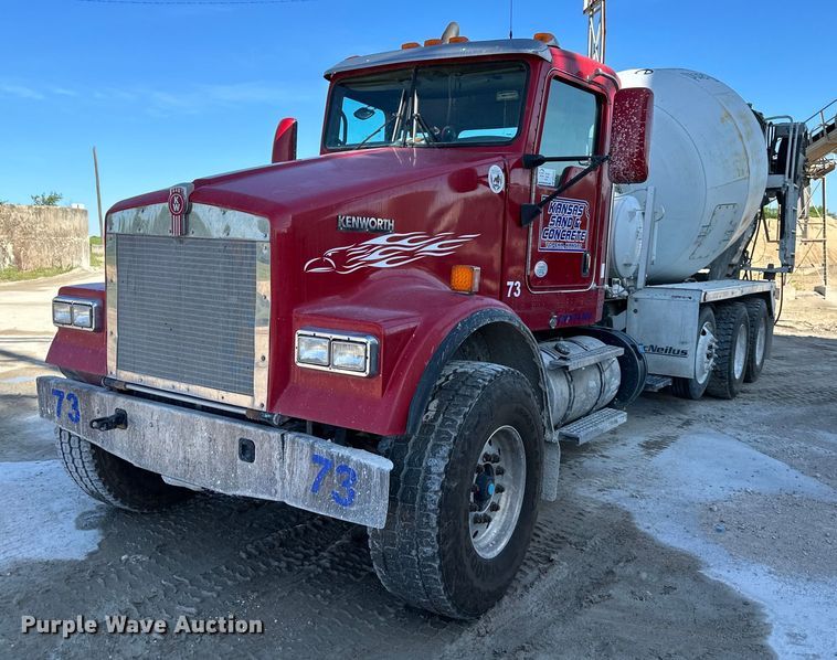 2012 Kenworth W900  ready mix truck - DO4959