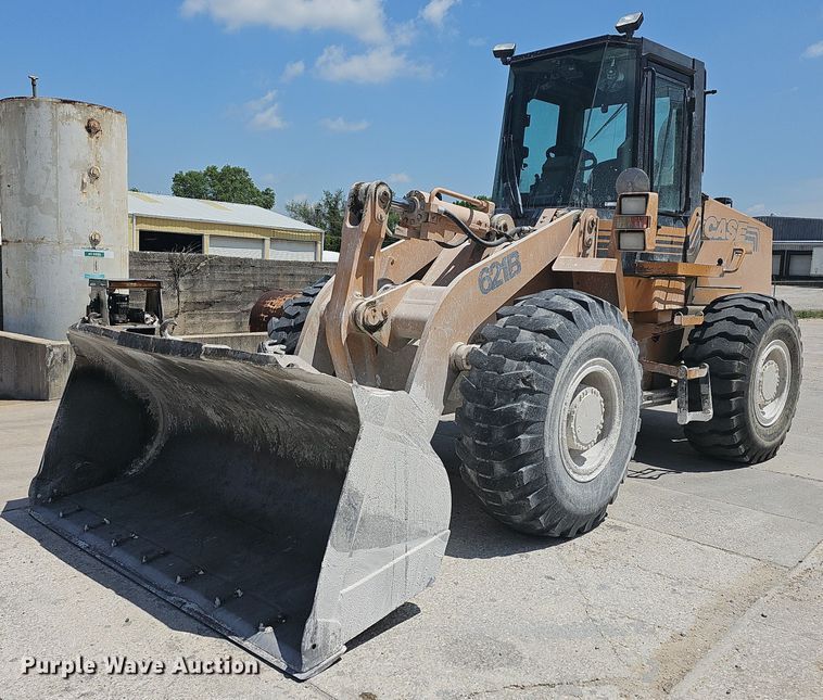 1996 Case 621B  wheel loader - LW9573