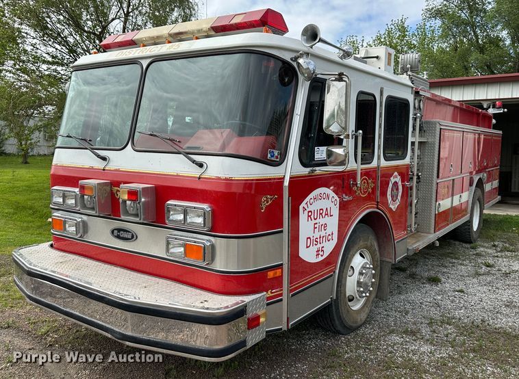 1989 Emergency One  pumper fire truck - DO5002