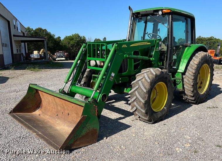 2009 John Deere 6430  MFWD tractor - II9117