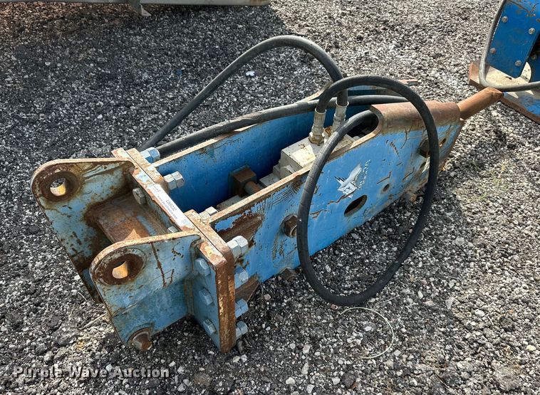 Okada  backhoe breaker - LN9232