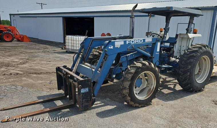1994 Ford 4630  MFWD tractor - LW9637