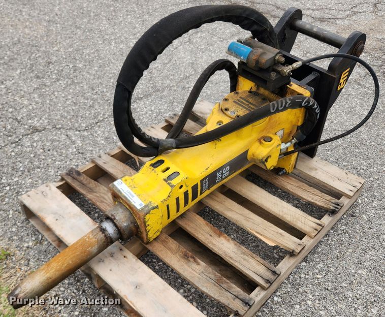 Atlas Copco SB302  breaker - LX9688