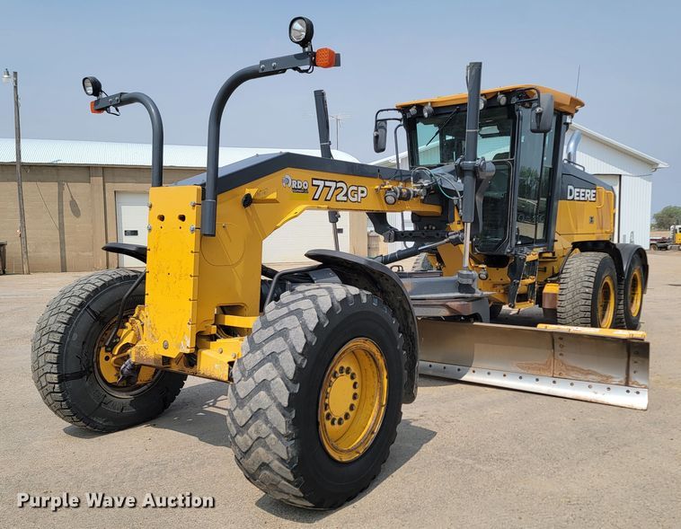 2016 John Deere 772GP  motor grader - ML9387