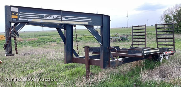 2000 Donahue EXG-150  swather / windrower trailer with hay rake - LY9721
