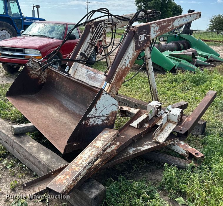Great Bend  loader - NY9212