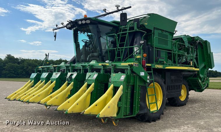 2018 John Deere CP690  RWA cotton picker - DK7746
