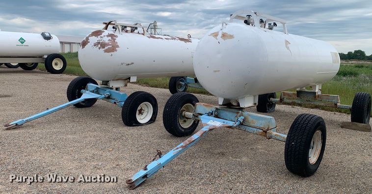 (2) steel NH3 tanks - DK7750