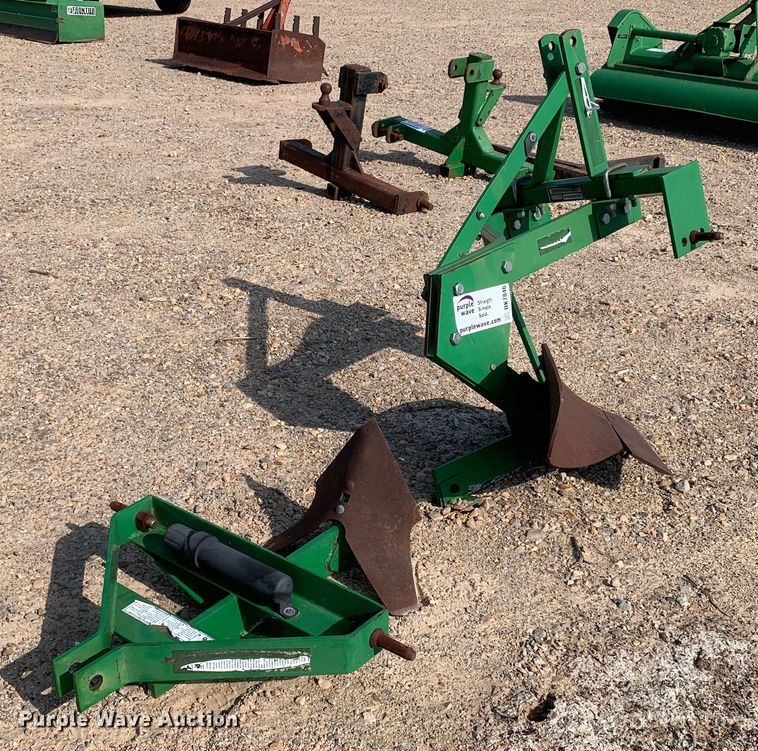 (2) pieces of tillage equipment - DK7846