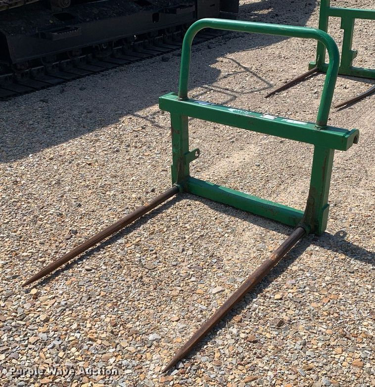Priefert  44"L bale spear - DK7852