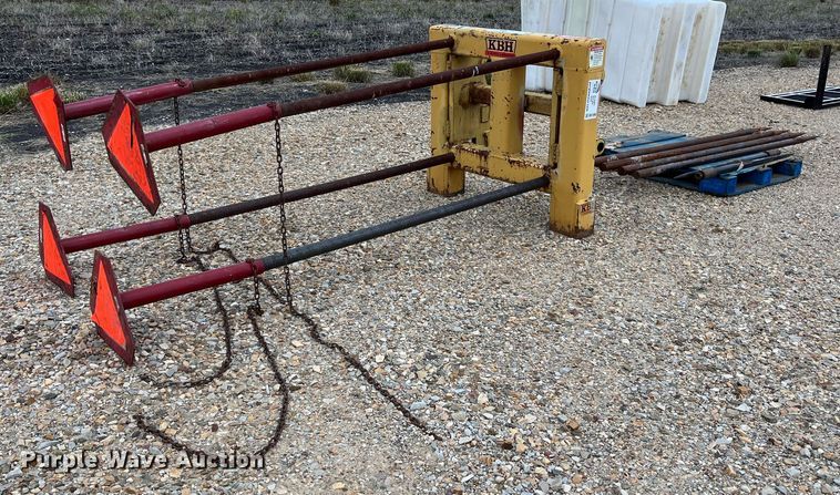 KBH  cotton bale handler - DK7990