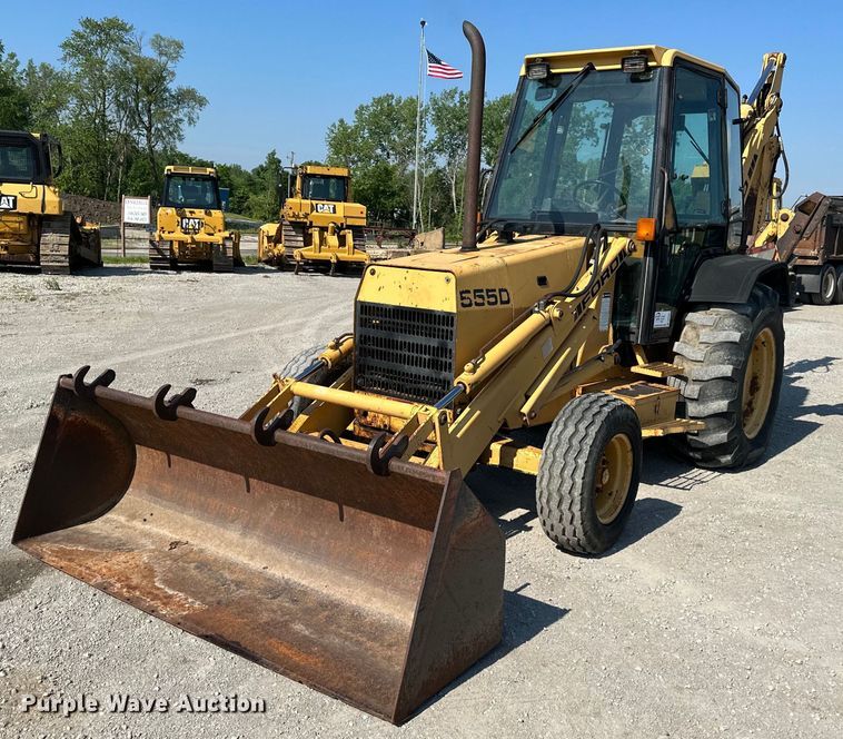 Ford 555D  backhoe - DO5025