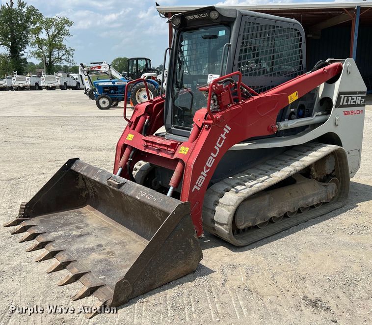 2018 Takeuchi TL12R2  tracked skid steer loader - DS6340