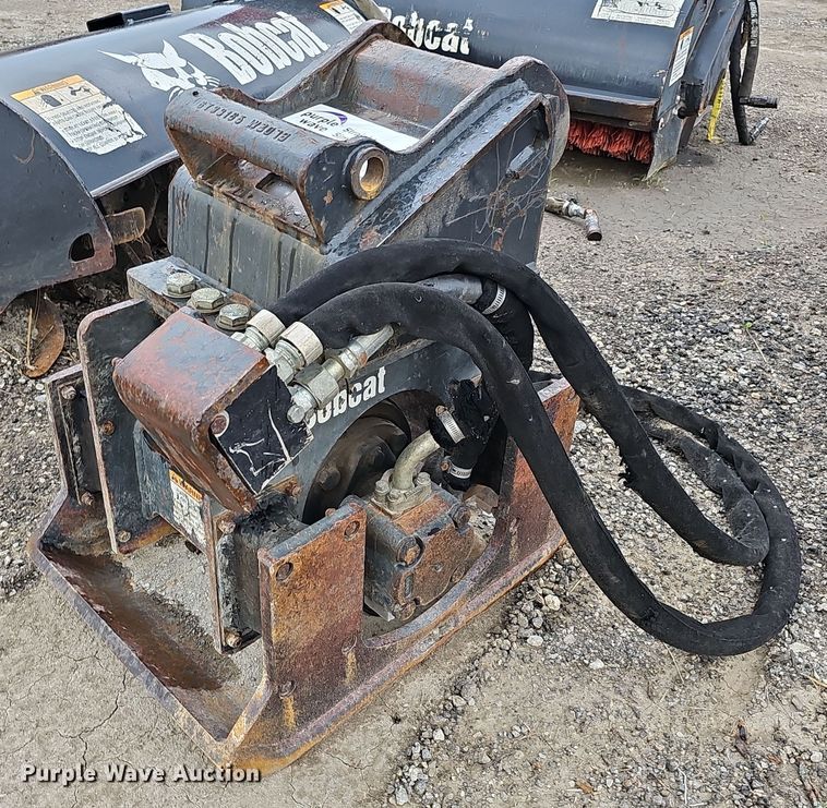 Bobcat  plate compactor - DS6375