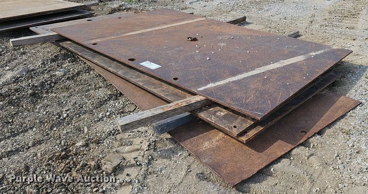 (4) steel road plates - DS6387