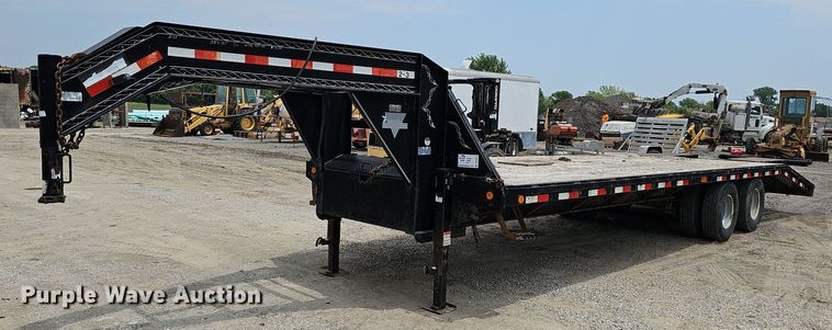 2007 PJ  equipment trailer - DS6414