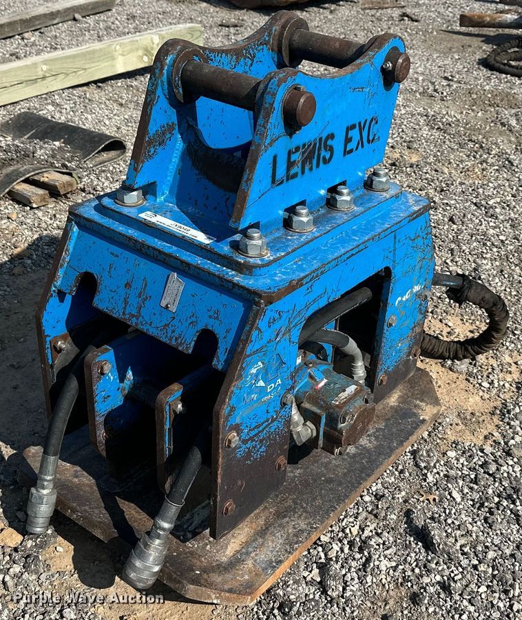 Okada OAC200  plate compactor - JX9049