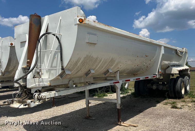 1998 Travis  end dump trailer - LA9994