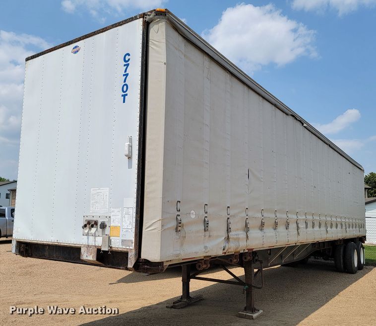 2002 Utility  side curtain trailer - ML9406