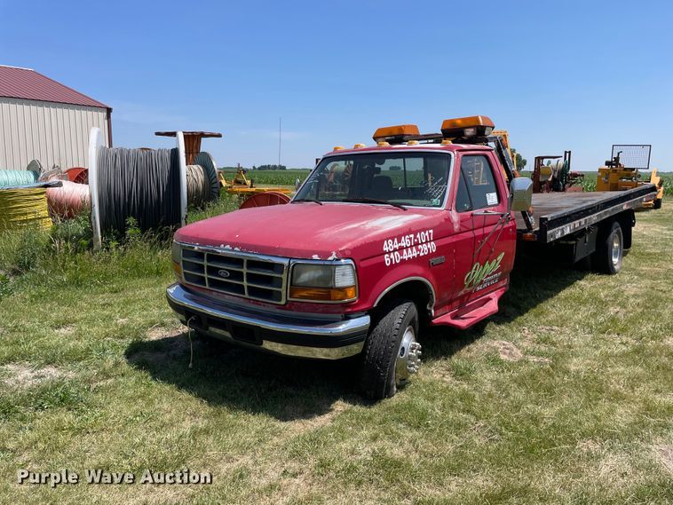 1989 Ford F-Super Duty  tow truck - DL3782