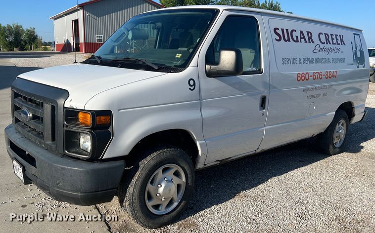 2013 Ford E150  van - II9189