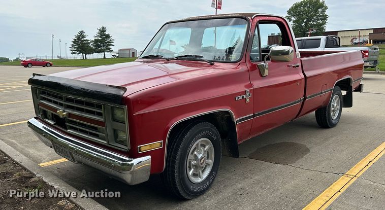 1986 Chevrolet C1500  pickup truck - JC9982
