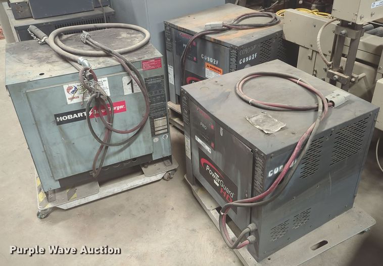 (3) forklift chargers - LA9400