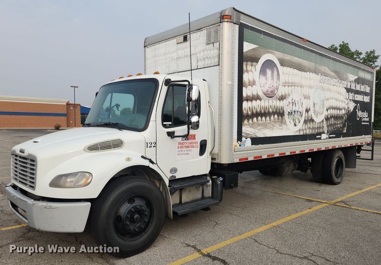 2015 Freightliner Business Class M2  box truck - LX9717