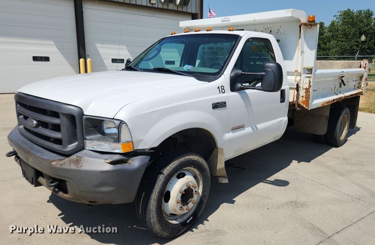 2004 Ford F450 Super Duty XL  dump truck - LX9722
