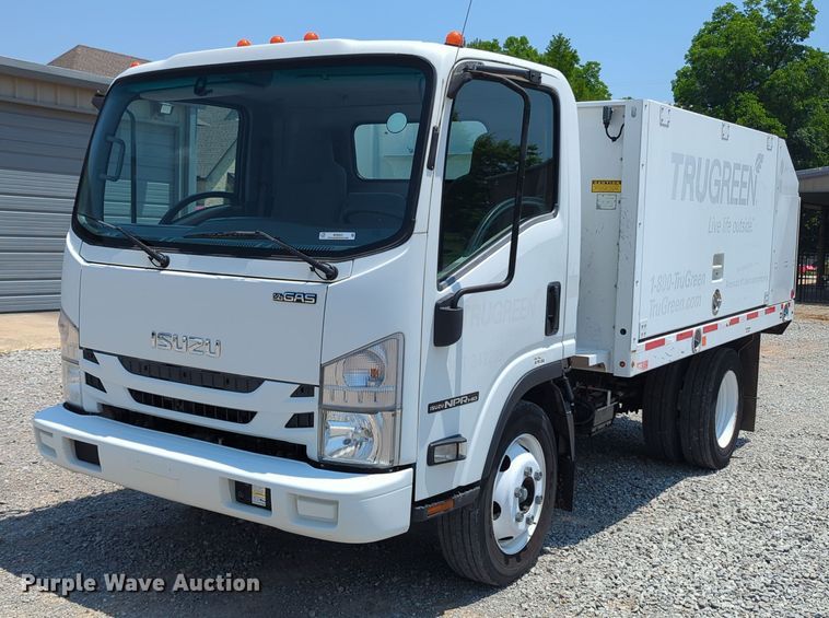 2016 Isuzu NPR HD  landscaping truck - MX9323