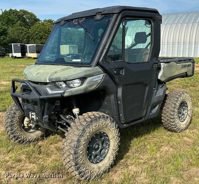 2020 Can-Am Defender Limited  utility vehicle - OG9043