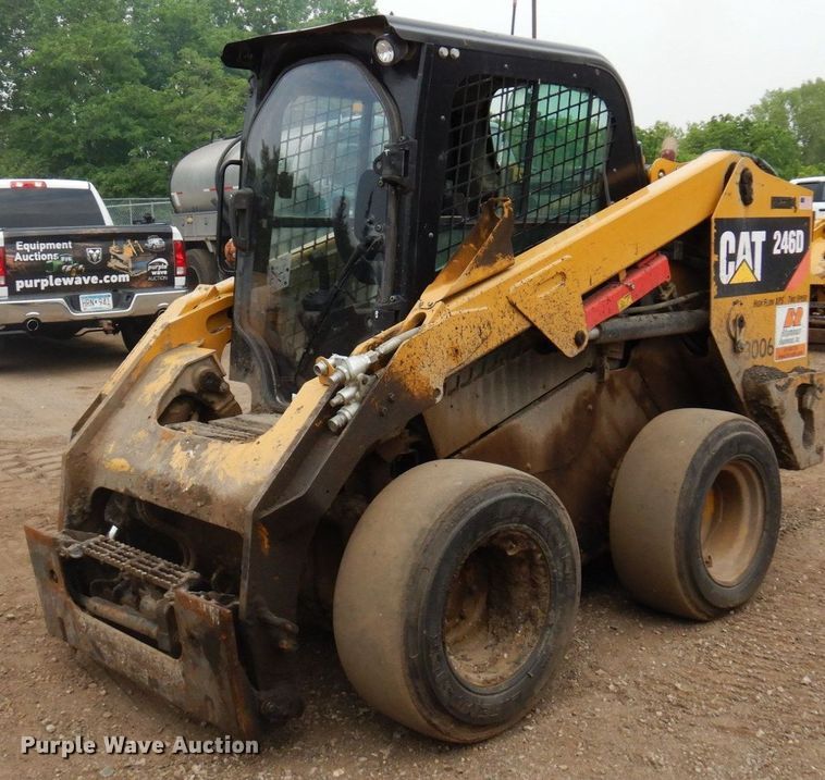 2016 Caterpillar 246D  skid steer loader - AF9675